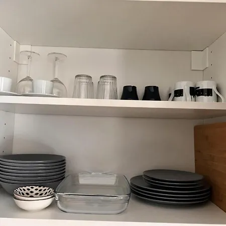 Lovely 1-bed In Lägenhet *