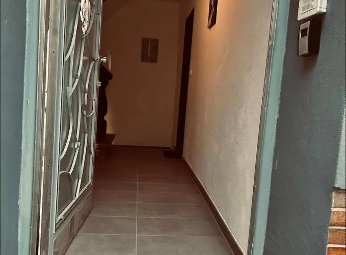 Lovely 1-bed In Lägenhet